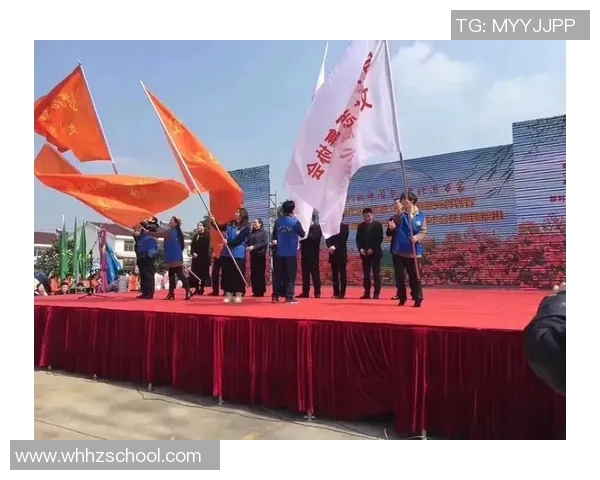 走近中国足球明星的足迹感受他们的拼搏与荣耀 走近中国足球明星的足迹感受他们的拼搏与荣耀