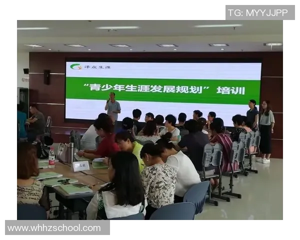 足球明星启蒙课程计划助力青少年成长与发展 足球明星启蒙课程计划助力青少年成长与发展